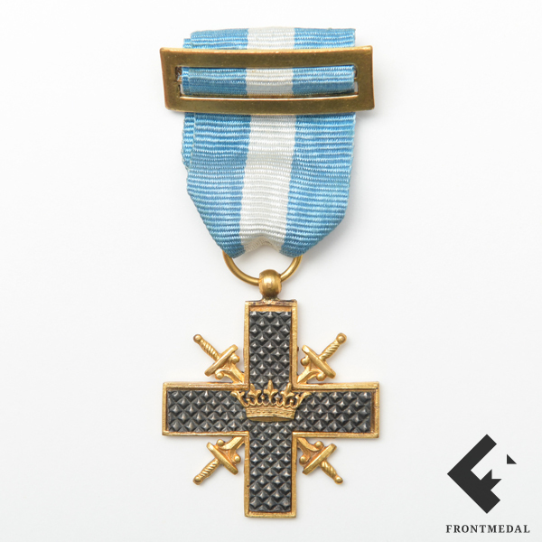 Испанский военный крест обр. 1937 года в футляре