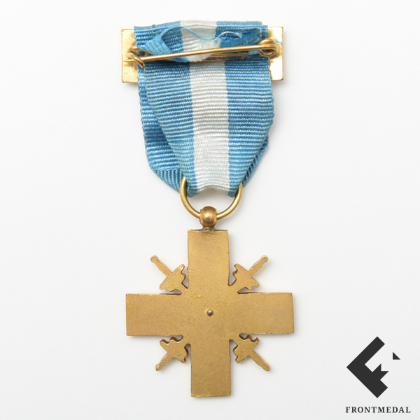 Испанский военный крест обр. 1937 года в футляре