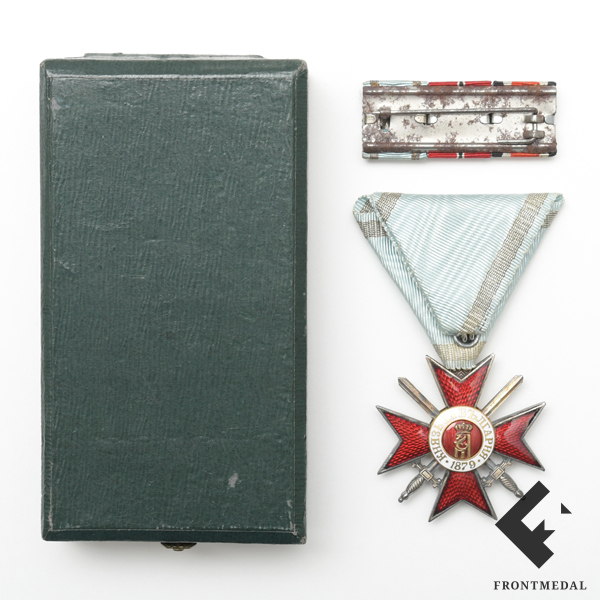 Крест "За храбрость" обр. 1941 г. в футляре с полевой планкой
