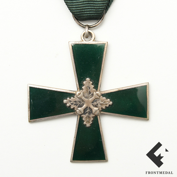  17-  " "    , 1941-44 .