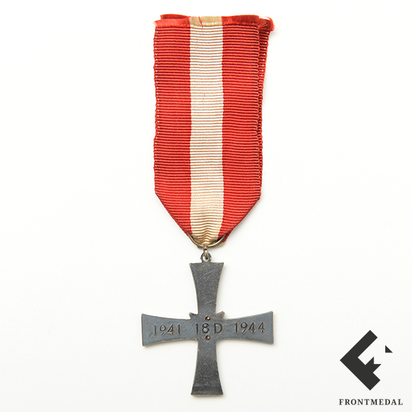   18-  (18. Divisioonan Muistoristi)