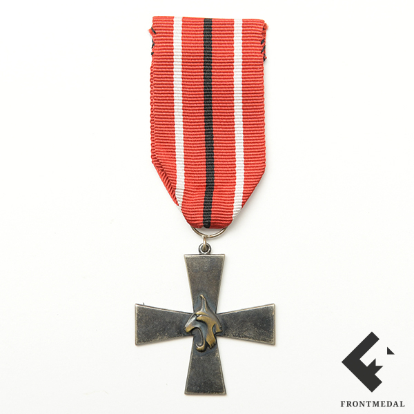   5-  "" (Ilvesdivisioonan Muistoristi)