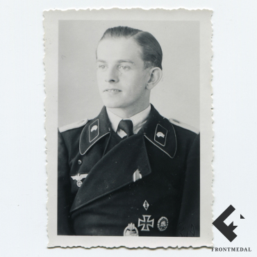 Офицер танкист черная униформа награды картинка