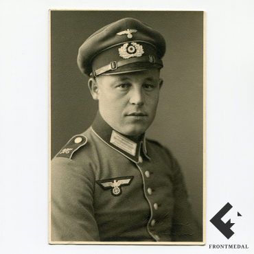 Фото военнослужащего из 107-го полка Вермахта