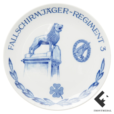   "FALLSCHIRMJ&#196;GER-REGIMENT 3"