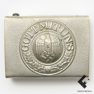 Пряжка рядового состава Вермахта - не правильный поворот головы орла