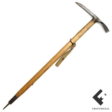 Ледоруб из снаряжения горного стрелка Вермахта