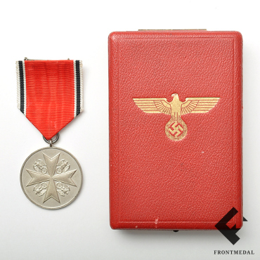Медаль Ордена Немецкого орла в футляре
