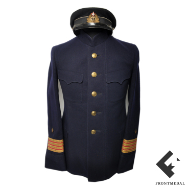 Повседневный китель и фуражка капитана 2-го ранга РКВМФ