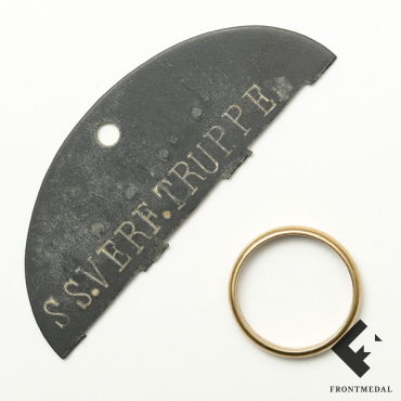 Половника жетона СС и кольцо "Моя честь зовется верность", 1940 г.