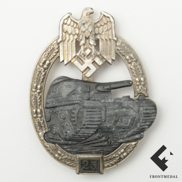 Знак За 25 танковых атак в серебре (клеймо JFS)