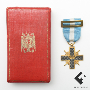 Испанский военный крест обр. 1937 года в футляре