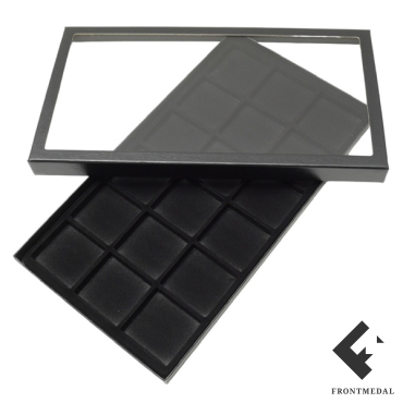 Багет формата А4+ с ячейками (18 ячеек, черный цвет)