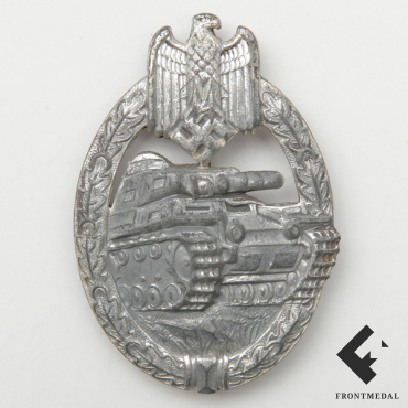 Знак За танковую атаку в серебре (клеймо A)