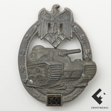 Знак за 50 дней танковых боев в серебре
