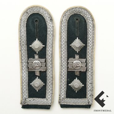 Погоны с эмблемами "Feldherrnhalle" в звании Обер-фельдфебель