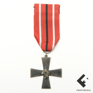   5-  "" (Ilvesdivisioonan Muistoristi)