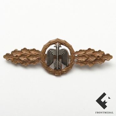    Frontflugspange fur Tagjager 1 