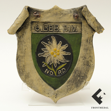 Памятный настенный щит "6-я горная дивизия СС Норд"